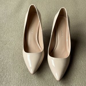 Brand new Size 8 Kelly Karie cream heels
